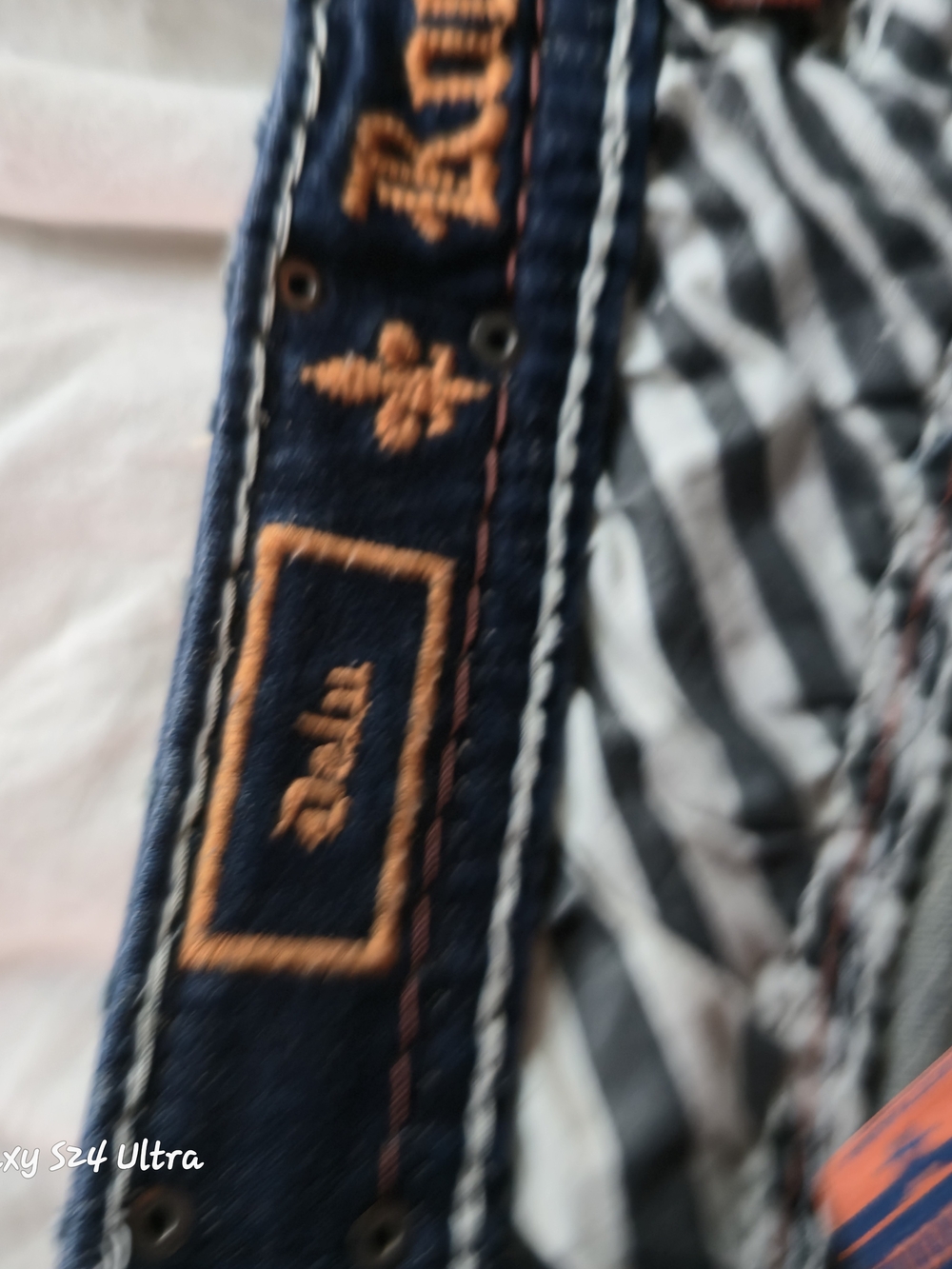 Rock Revival Faded Distressed Flared Jeans | Dark Blue Size 29 - Picture 6 of 11